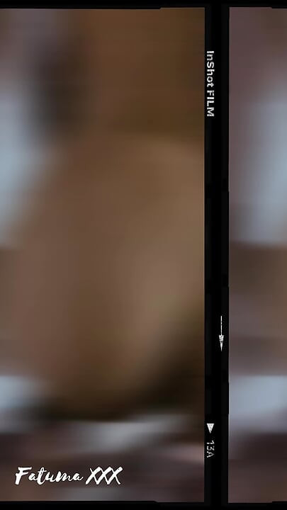 Папочкиный хуй всегда жестко поглаживает меня