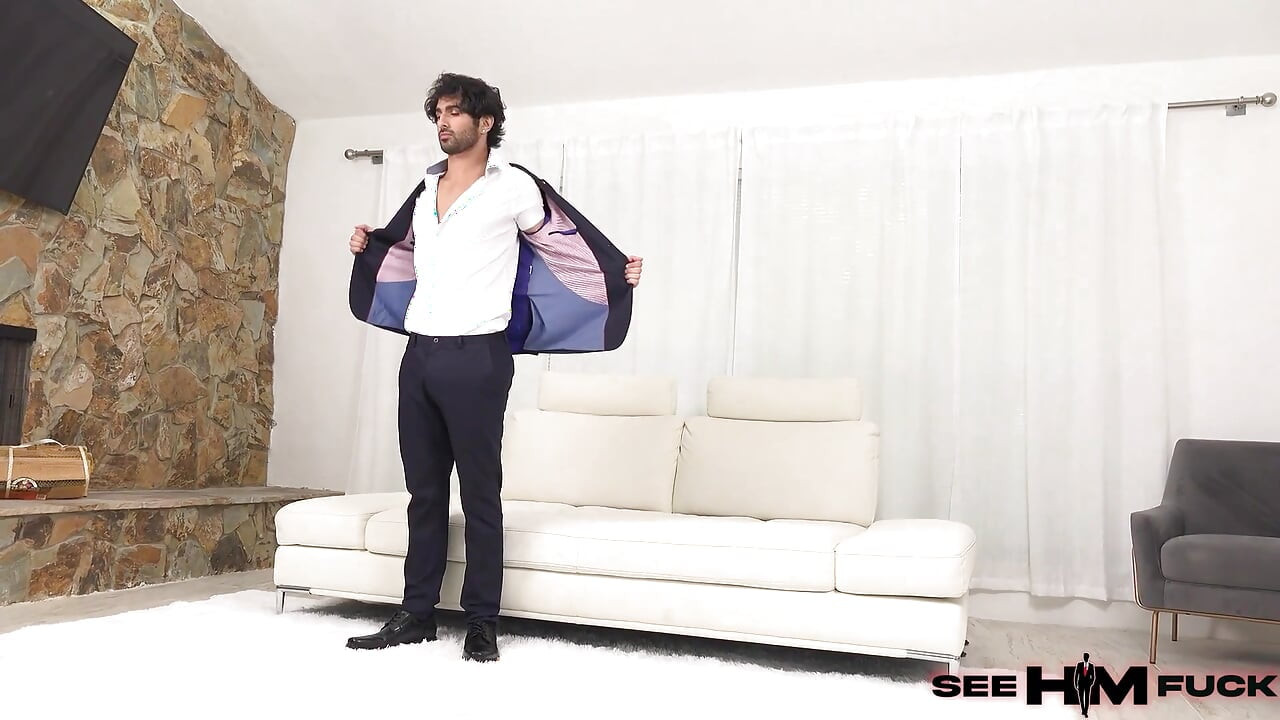 BTS: Persian Stud Zane Walker får føttene dynket i sikling!
