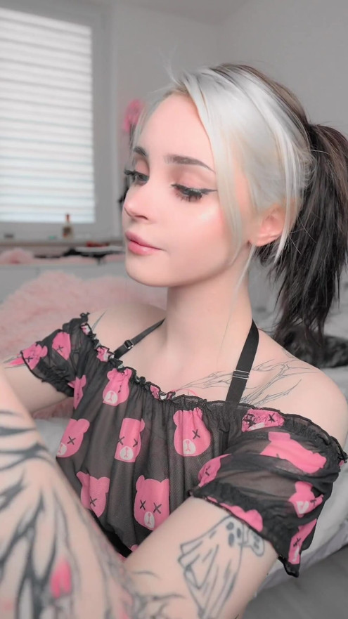 Black & White Hair Slut Deepthroats My Massive Cock Then Rides It Reverse Cowgirl