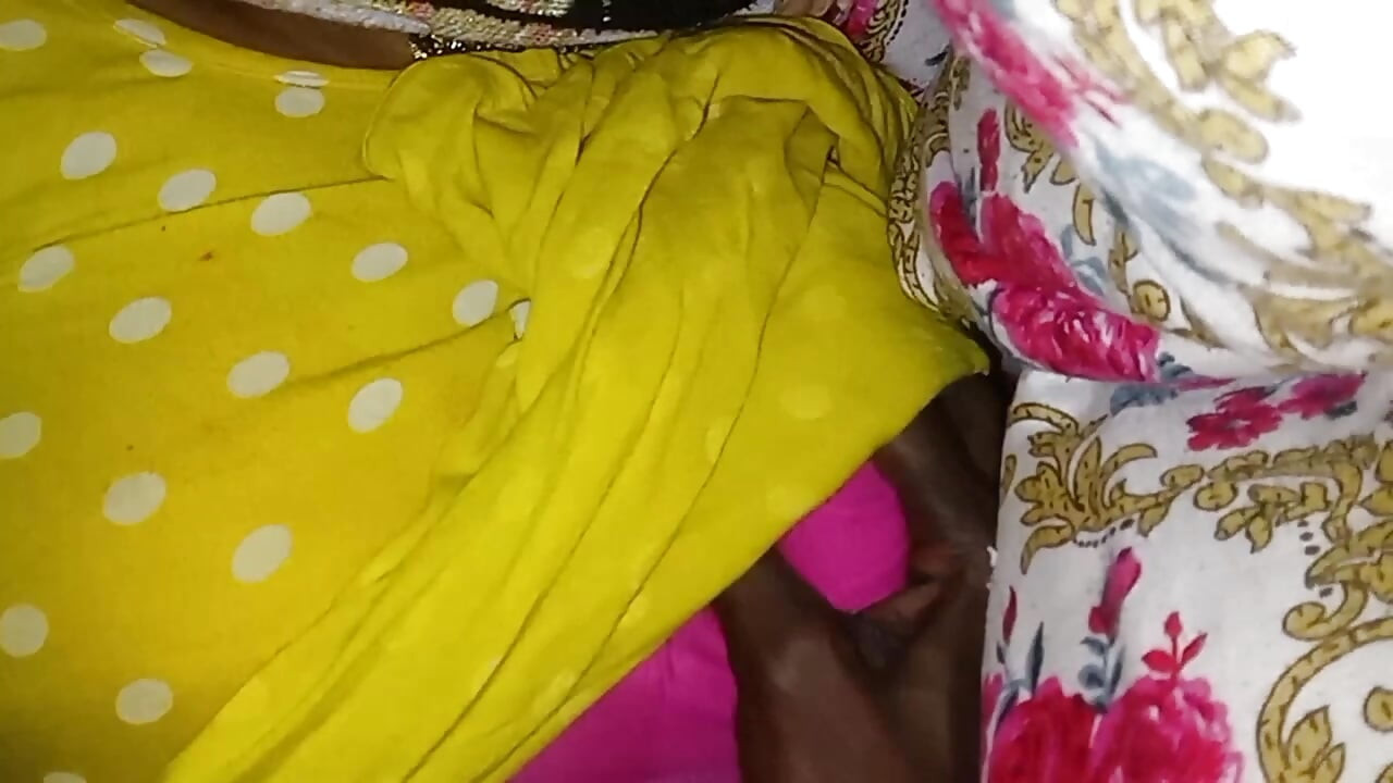 Padosi, demi-frère ki femme ki thand mein Kamal Ke andar, lixiviat chut Kali Chut Ki Chudai