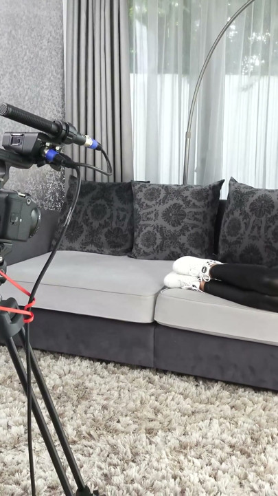 Cathy B - BEHIND THE SCENES - INTERVIEW UND ALLE CASTING VIDEOS AUF FUNDORADO | Clip 1