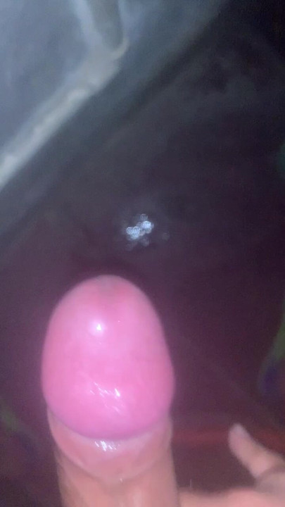 #handjobcumshot
