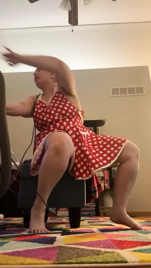 BBW MILF cleans and strips on LIVESTREAM