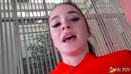 Три дырки Hazel Moores разломали и кончили на лицо