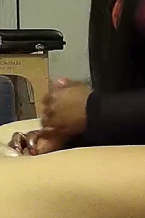 Mit einem Handjob den besten Aussichtspunkt deines Lebens einnehmen