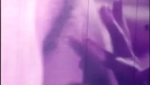 Desiree West vajinamı yalıyor