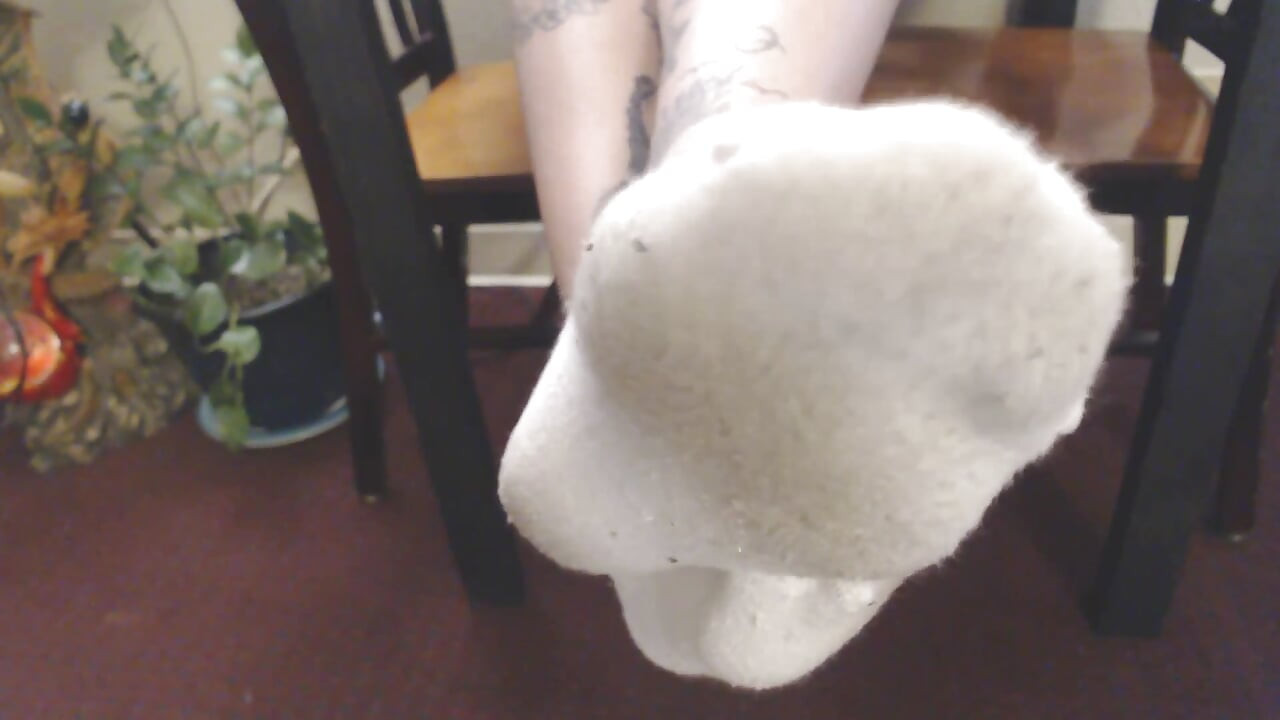 Dirty little ankle socks