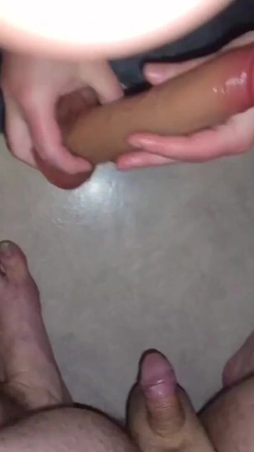 Namorada milf se masturbando com esguicho | Clipe 2