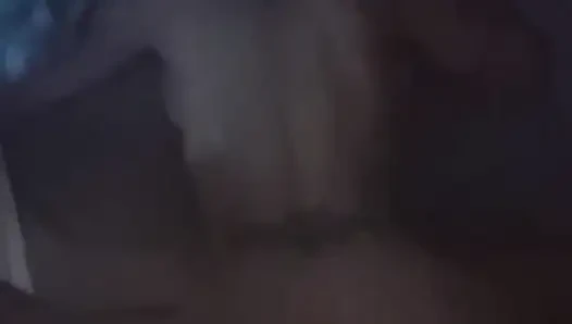 Stiefschwester liebt diesen riesigen schwanz.