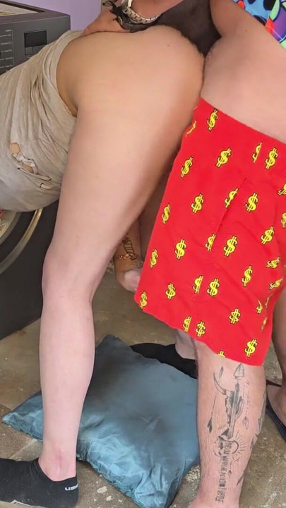 Stepsis got stuck in the washing machine ,just had to fuck her flowering pussy | Clip 2