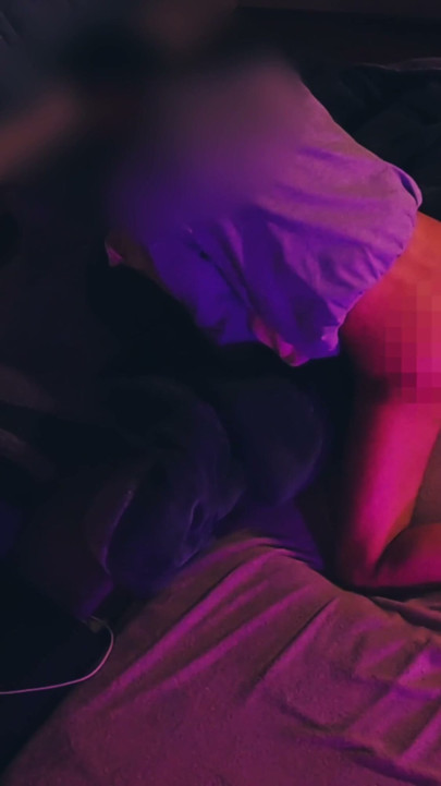 pillow humping | Clip 1