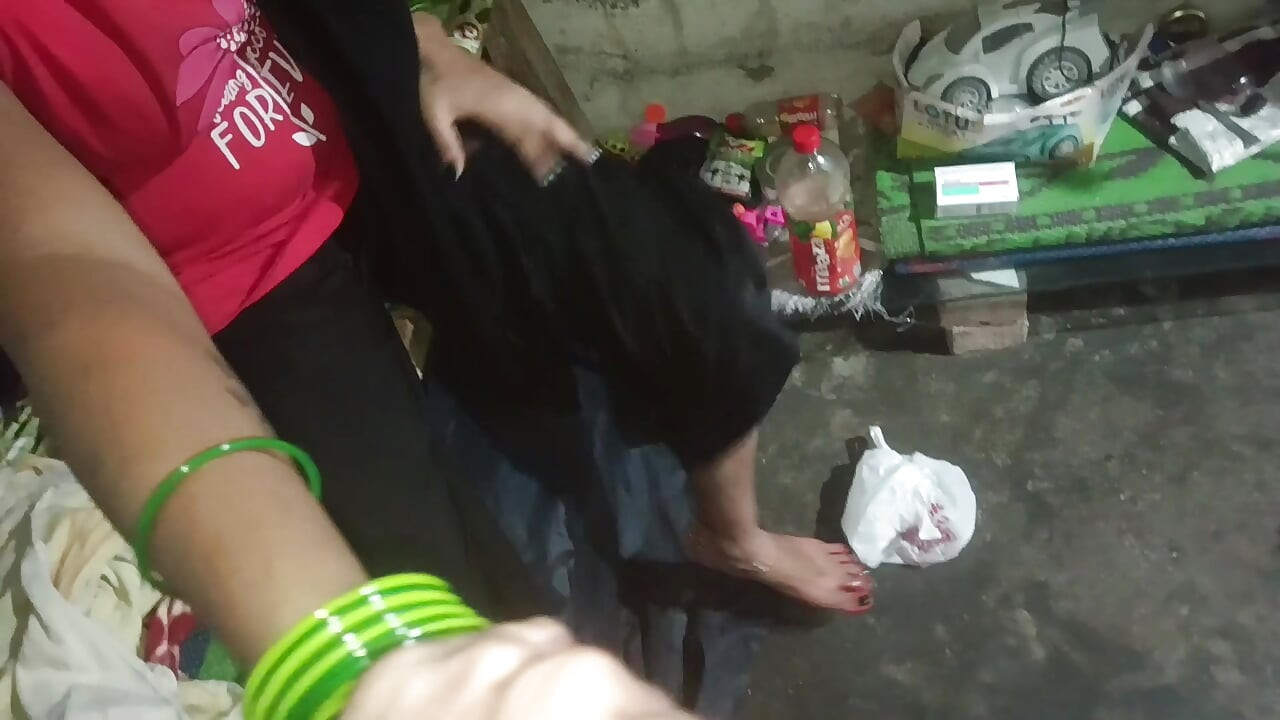 बहन की गांड मारी जब बहन के पति घर से बाहर गया फिर बहन की गांड मारी बड़े स्तन वाली बहन की खड़ी डॉगी स्टाइल में हिंदी ऑडियो