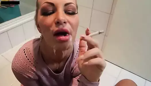 Sexy Deutsche Raucherin mach ihn in einer Minute abspritzen
