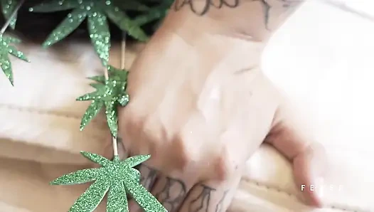 Кончает на лицо в секс-марафоне