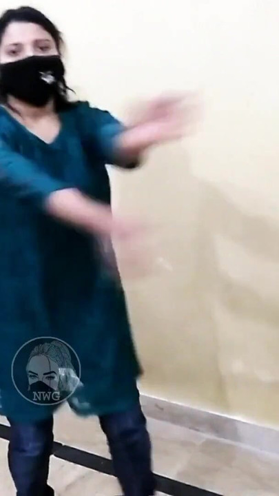 Unforgettable moment from "Ik Wari Ty Lag Seeny Naal Sexy Mujra Dance Pakistani"