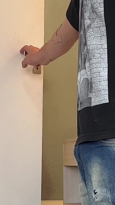 This Hot Brunette Gave the Full Service and Even Let the Guy Cum in Her Mouth