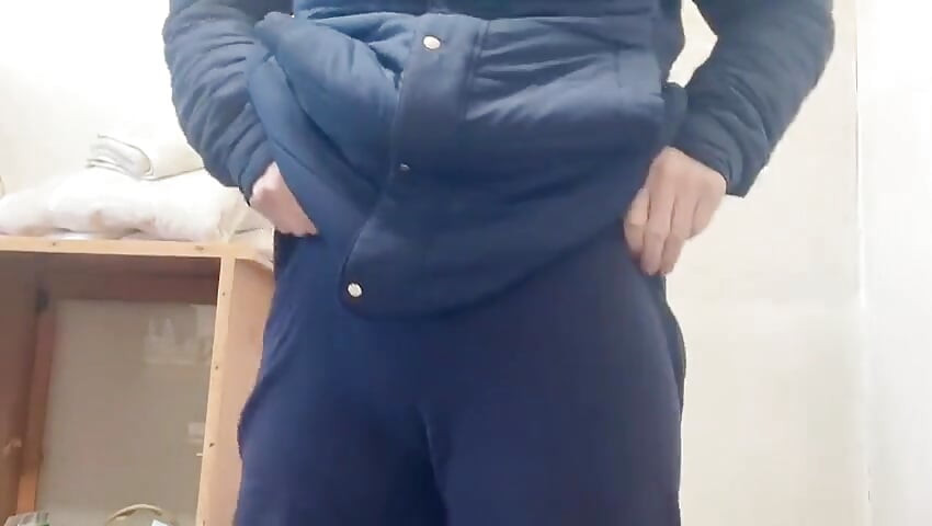 Hana cambia de sexy nake a usar fea