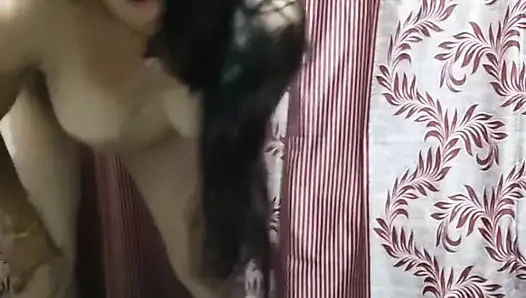 Desi Kız Arkadaşı Ki Chudai
