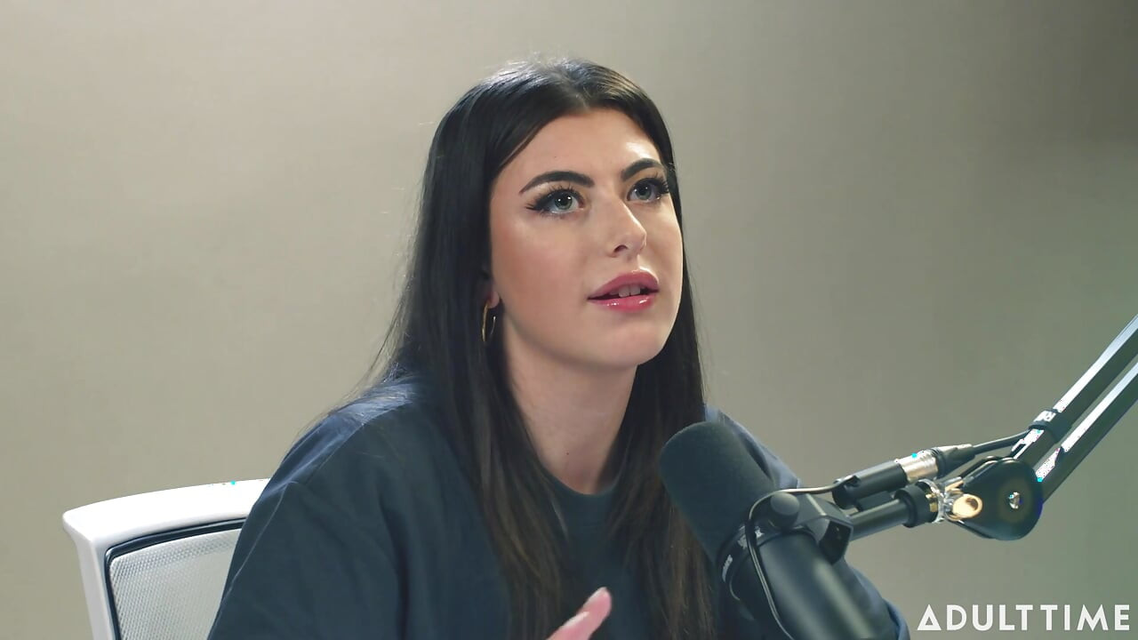 Gal Ritchie: Spiegler Girl & Hentai Lover  the Adult Time Podcast