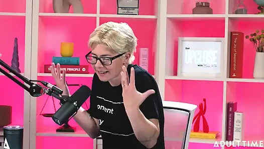 Kimmy kimm menaklukkan malu & menjual celana dalam bekas | Podcast Khusus Orang Dewasa