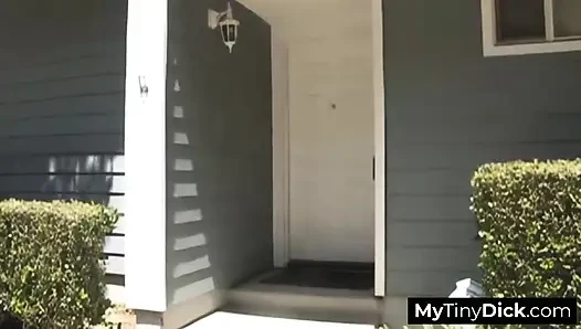 A creepy small dick encounter ends with a disappointing blowjob