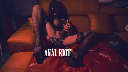 ! ANAL RIOT !