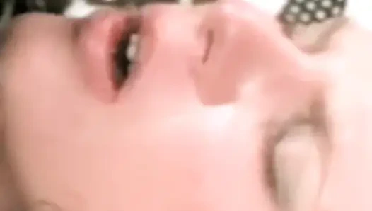 Классический экшн с киской Jade