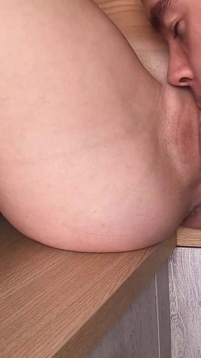 COME HERE AND LICK MY PUSSY! | Clip 1