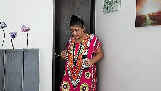 Горячая MILF мастурбация