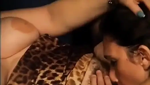 Jessica Rizzo edepsiz arkadaşlar sahnemde 02