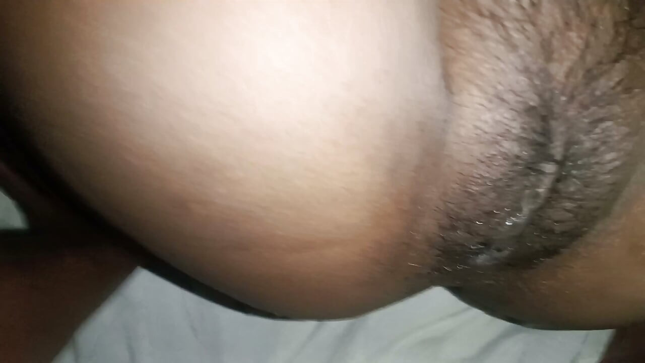 Hot indian wife fuking his pusssy