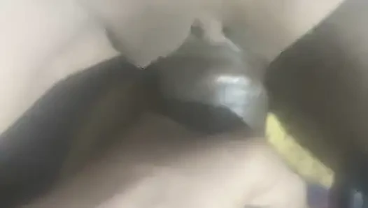 Üvey erkek kardeş üvey üvey kız kardeşini sikiyor