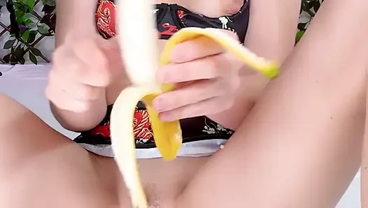Banana Pussy Fisting