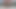 2人の女の子が水辺でみんなにショーをします