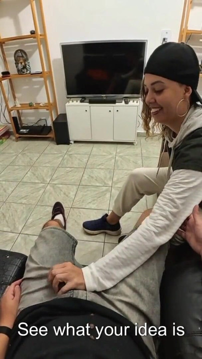 Lesbian, when in doubt, sucks and gives her pussy until she orgasms. | Clip 1