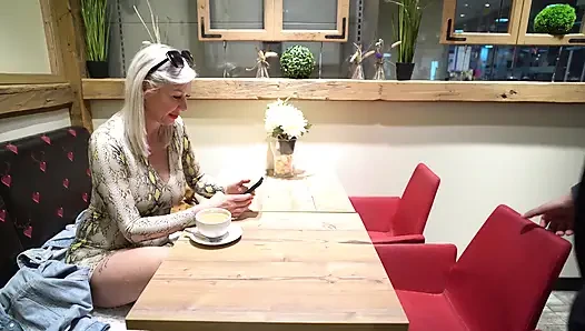MILF Gets Fucked Sinflare Picks up a Busty MILF From the Cafe