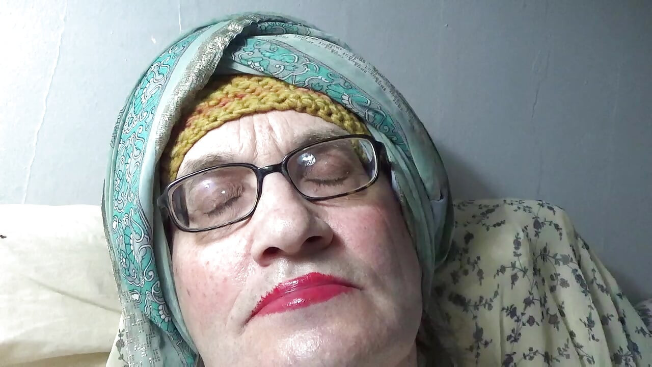 Old ladyboy Serge Ave-Lusin. 2026jc