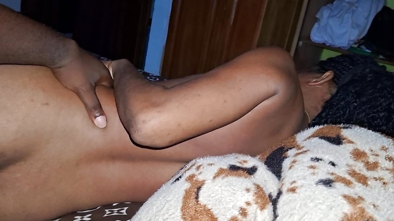 I have sex with my girlfriend niki