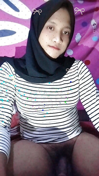 Hijab Is A Beautiful Girl Who Wants To Be Naked