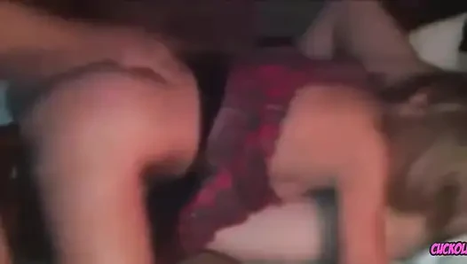 Aldatılan orta yaşlı seksi kadın - aldatan evli kadın