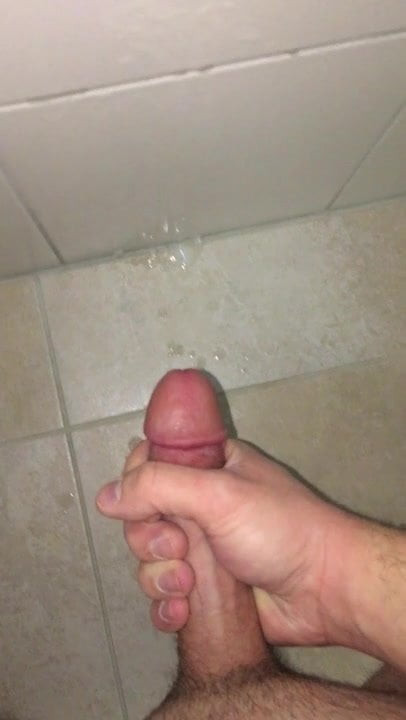 Solo Cumshot