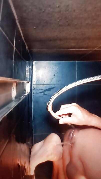 पूर्णपणे स्वच्छ