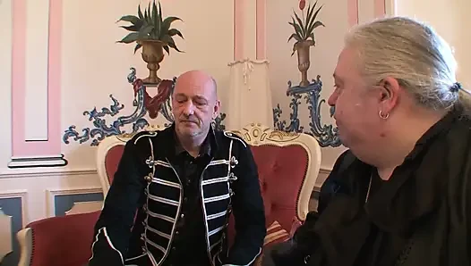 Deutsche BDSM -mIlf als sklavin