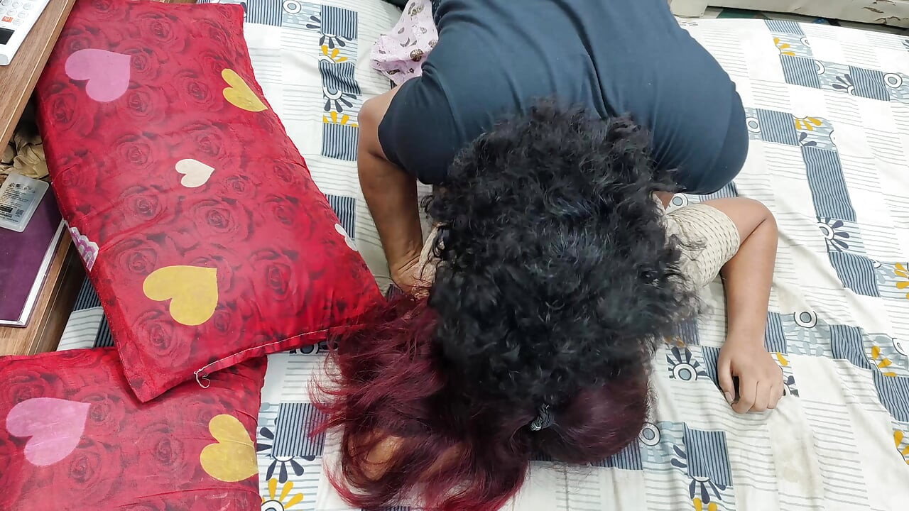 Pennis rubbing on girl ass with ass romance