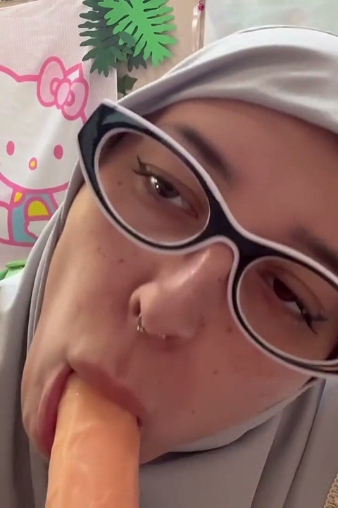 Blowjob Hijab