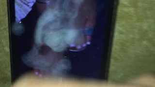 Cum üzerinde olivia culpo seksi beyaz toe nails ayaklar tekrar