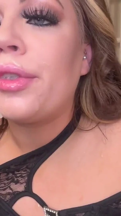 Jaw-dropping moment from "Blowjob on the Office Chair."