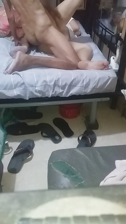 De conchinha com a minha mulher e foda intercalada