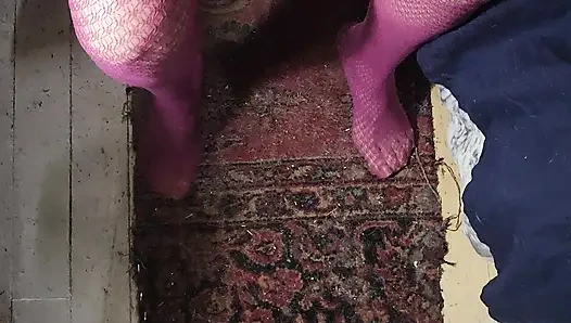 Хорошая девушка, обращение с нечестивым распятием и членом