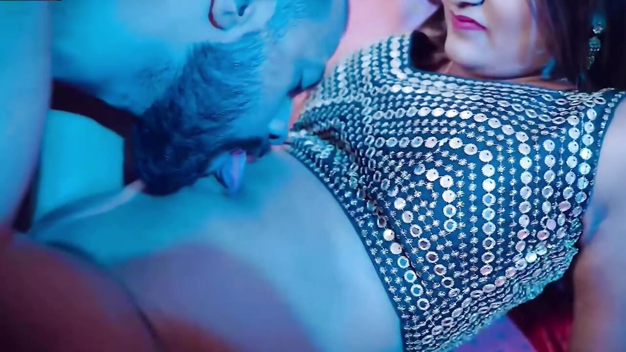 Little step sister ko paise dekar jabbar dasti ghori bna kar pel diya